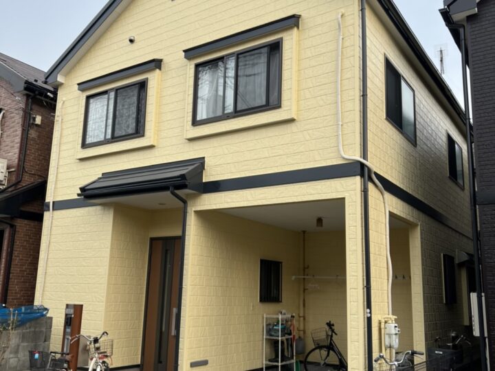 外壁塗装・屋根カバー工法　イエロー系で明るくおしれな仕上がりに！！