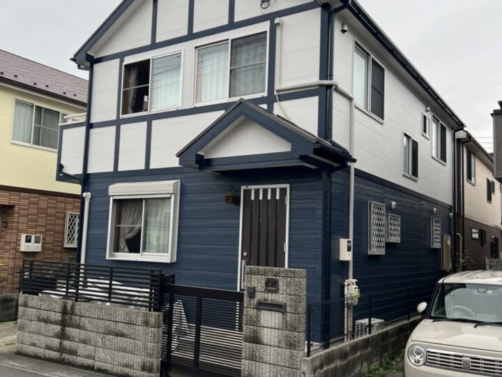 さいたま市北区【外壁塗装・屋根塗装】ネイビー色で塗り替え、お洒落なお住まいに！